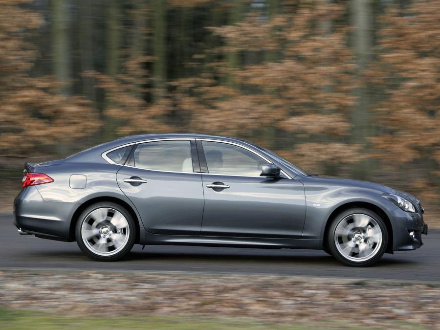  Infiniti M37 S 2010 года  (EU) (фото 3 из 25)